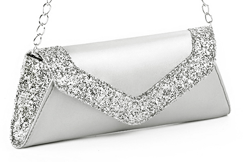 Handcrafted women's elegant clutch in premium silver leather. Perfect for weddings, ceremonies, and parties.  
                Choose from our luxurious collections of leather and fabric to perfectly match your clutches to your outfits.